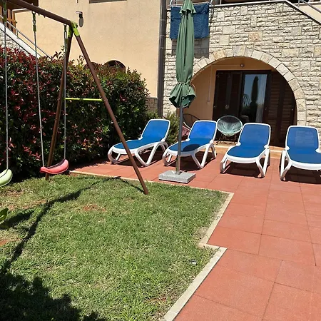 Mateo Holiday home Kastelir