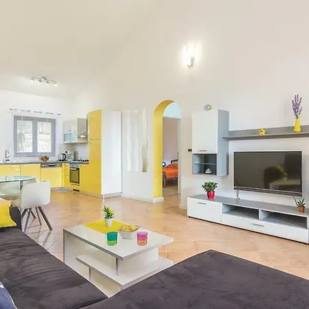 Mateo Holiday home
